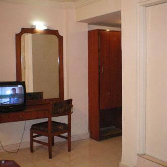 Samdariya Hotel Jabalpur Buitenkant foto