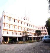 Samdariya Hotel Jabalpur Buitenkant foto